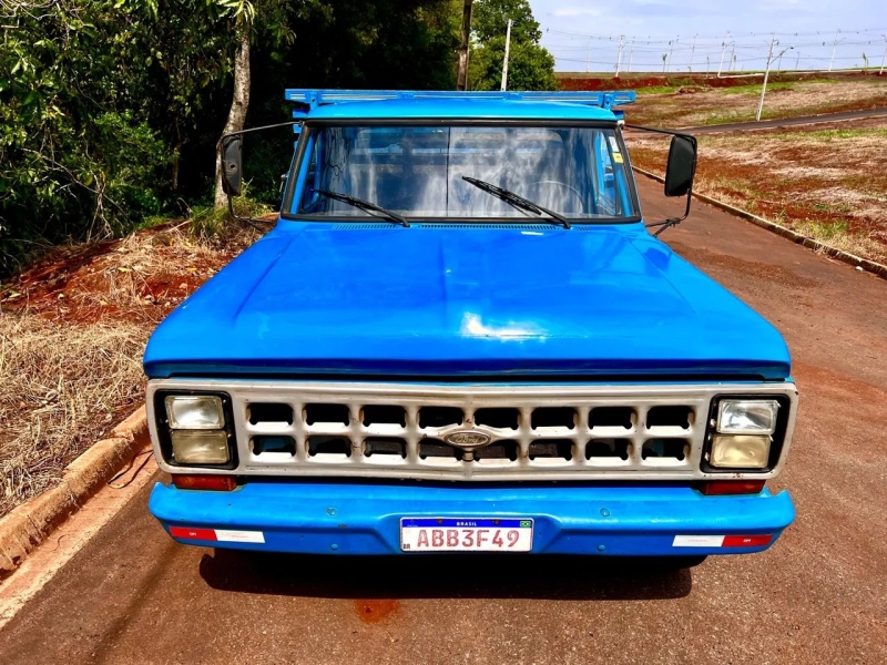 FORD F-4000 4x2 2p (diesel)(E5)