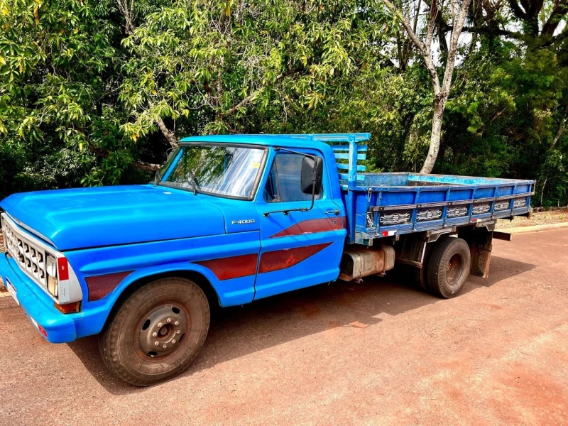 FORD F-4000 4x2 2p (diesel)(E5)