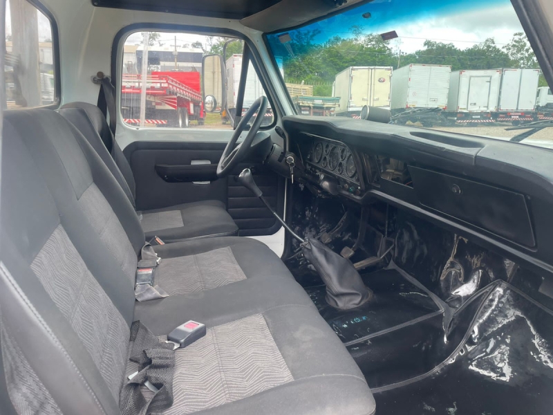 FORD F-4000 4x2 2p (diesel)(E5)