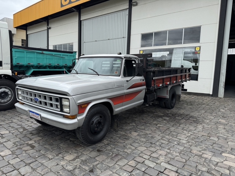 FORD F-4000 4x2 2p (diesel)(E5)