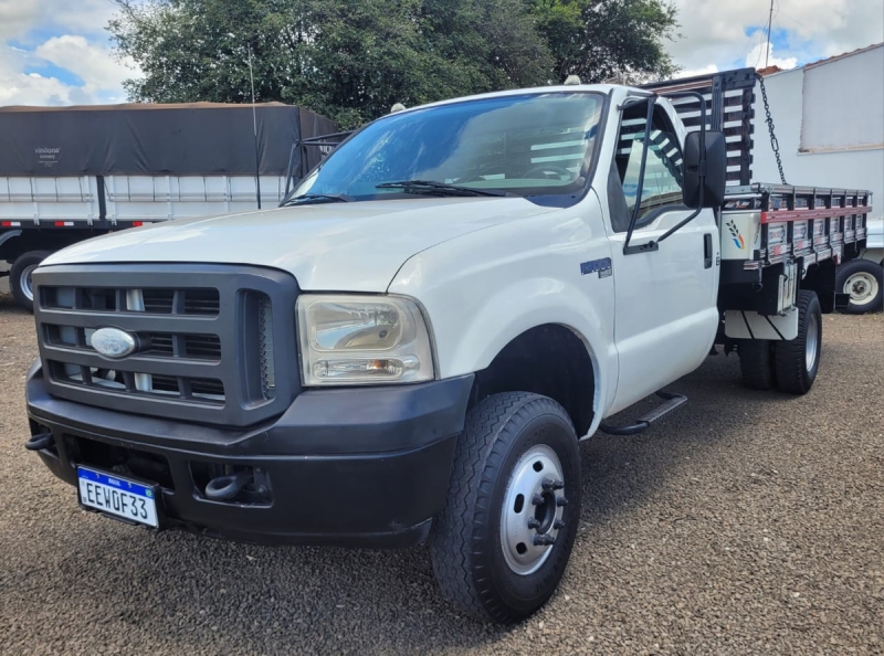 FORD F-4000 TURBO CUMMINS 2p (diesel)