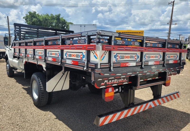 FORD F-4000 TURBO CUMMINS 2p (diesel)