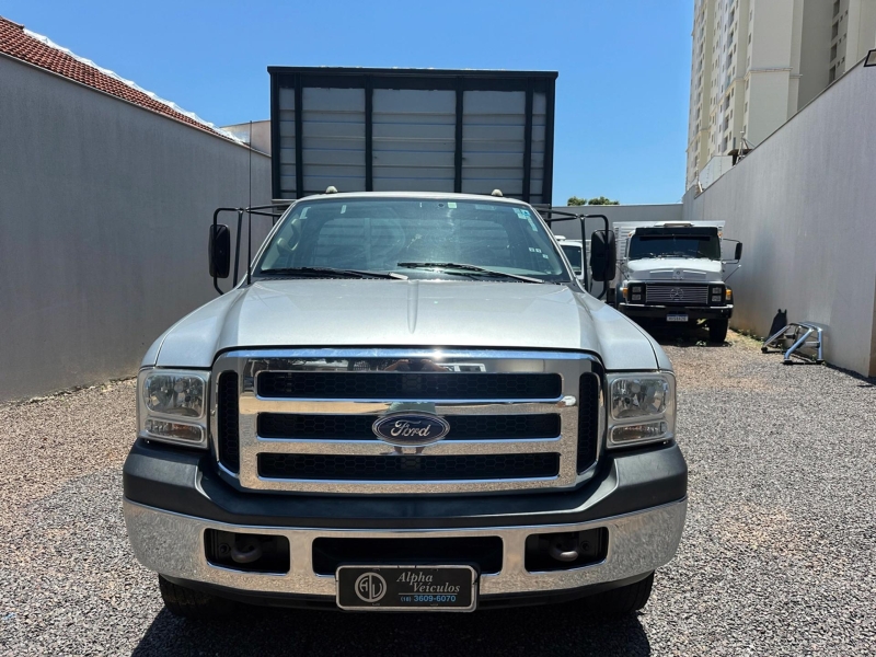 FORD F-4000 TURBO CUMMINS 2p (diesel)