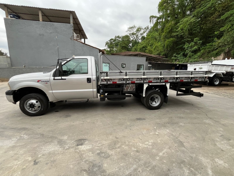 FORD F-4000 4x4 2p (diesel)(E5)