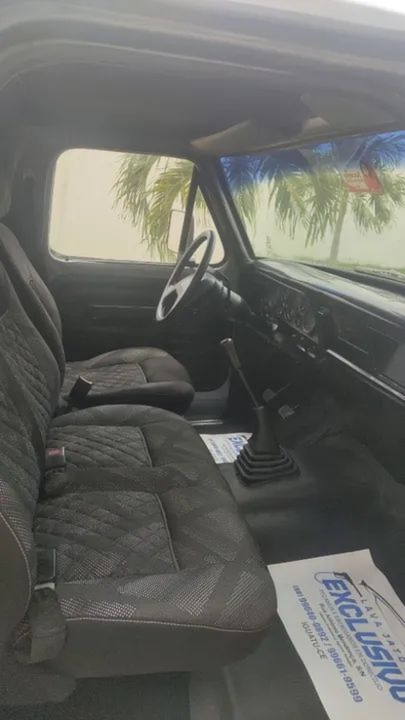 Ford F1000 diesel MWM