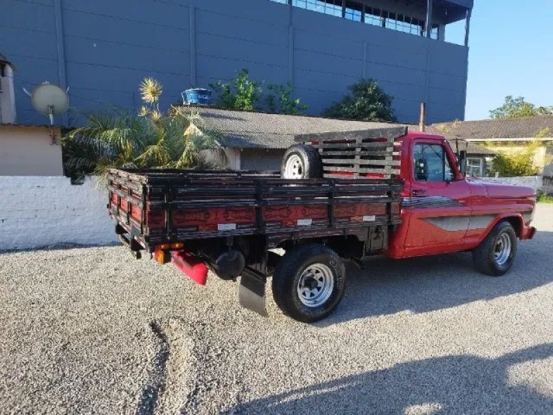 Ford F1000 diesel MWM