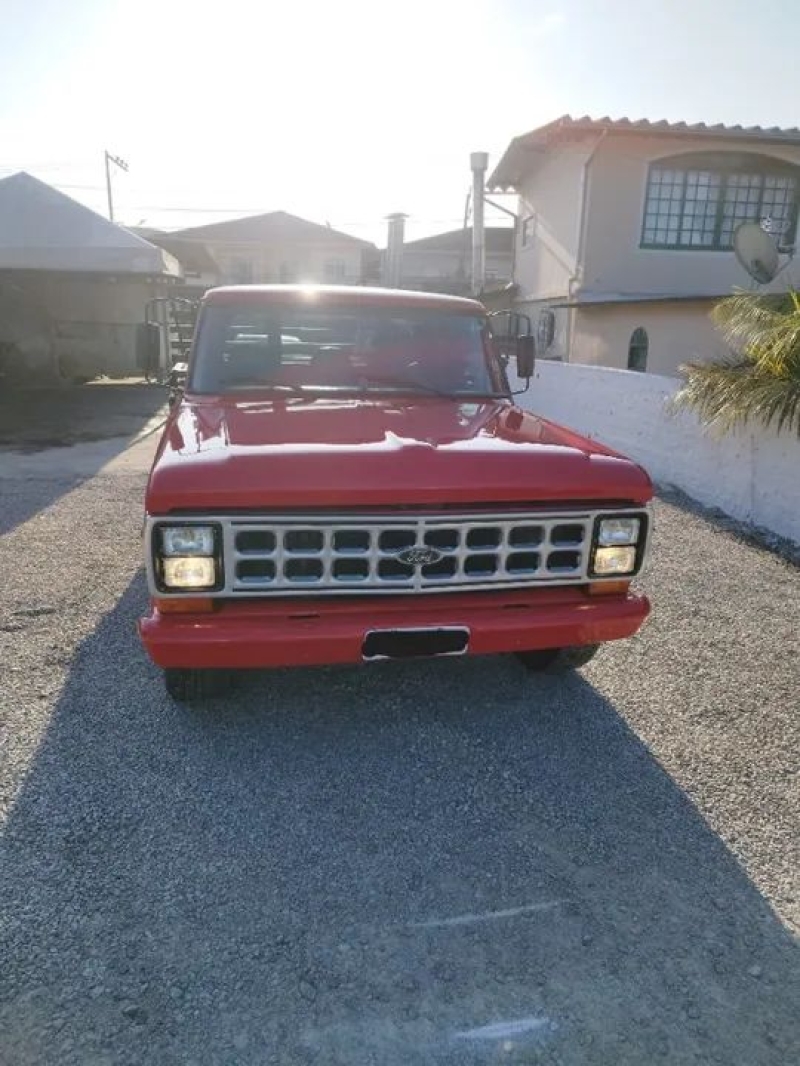 Ford F1000 diesel MWM