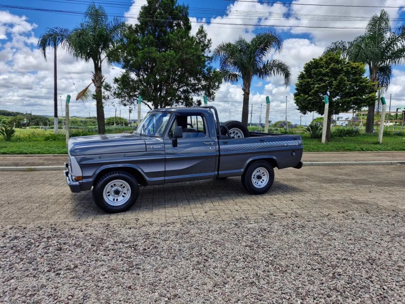 Ford F1000 diesel MWM