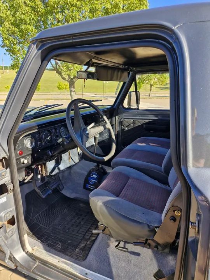 Ford F1000 diesel MWM