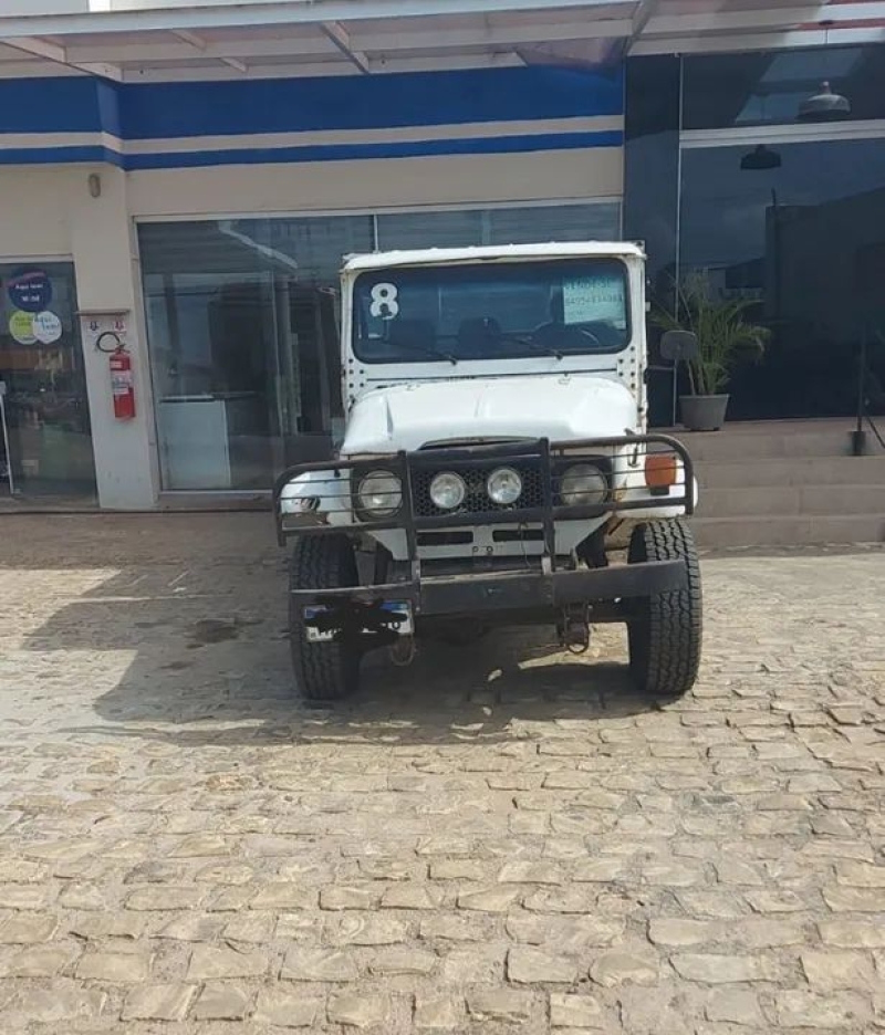 Toyota Band.Picape Chassi Longo Diesel