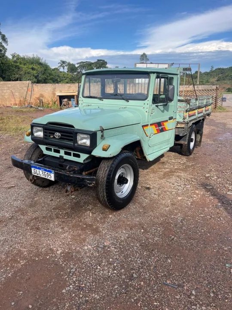 Toyota Band.Picape Chassi Longo Diesel