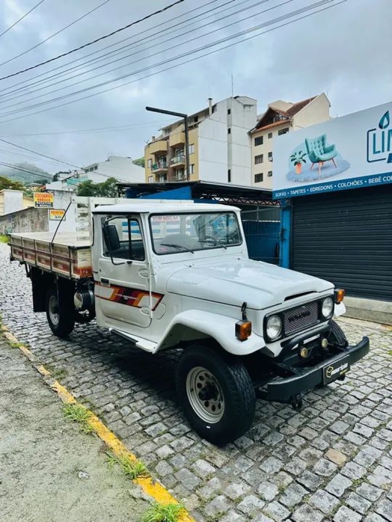 Toyota Band.Picape Chassi Longo Diesel