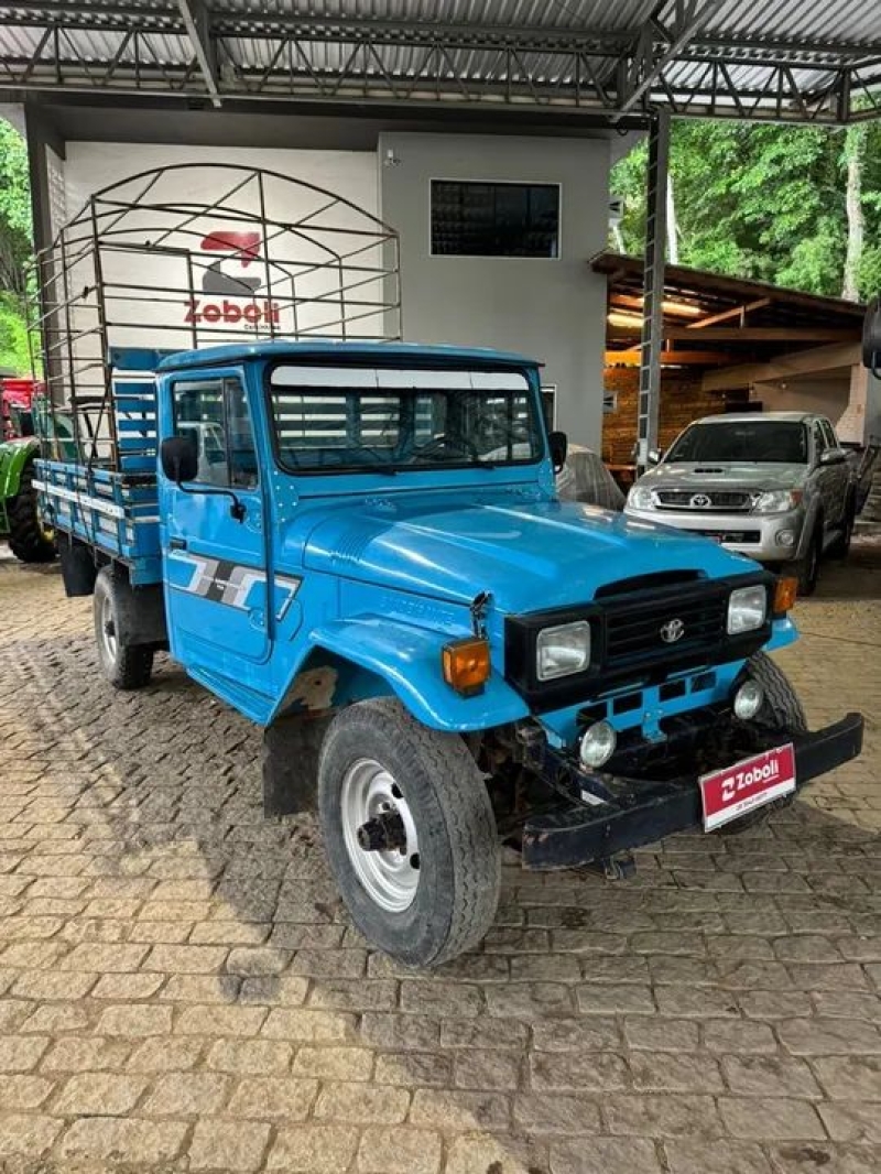 Toyota Band.Picape Chassi Longo Diesel
