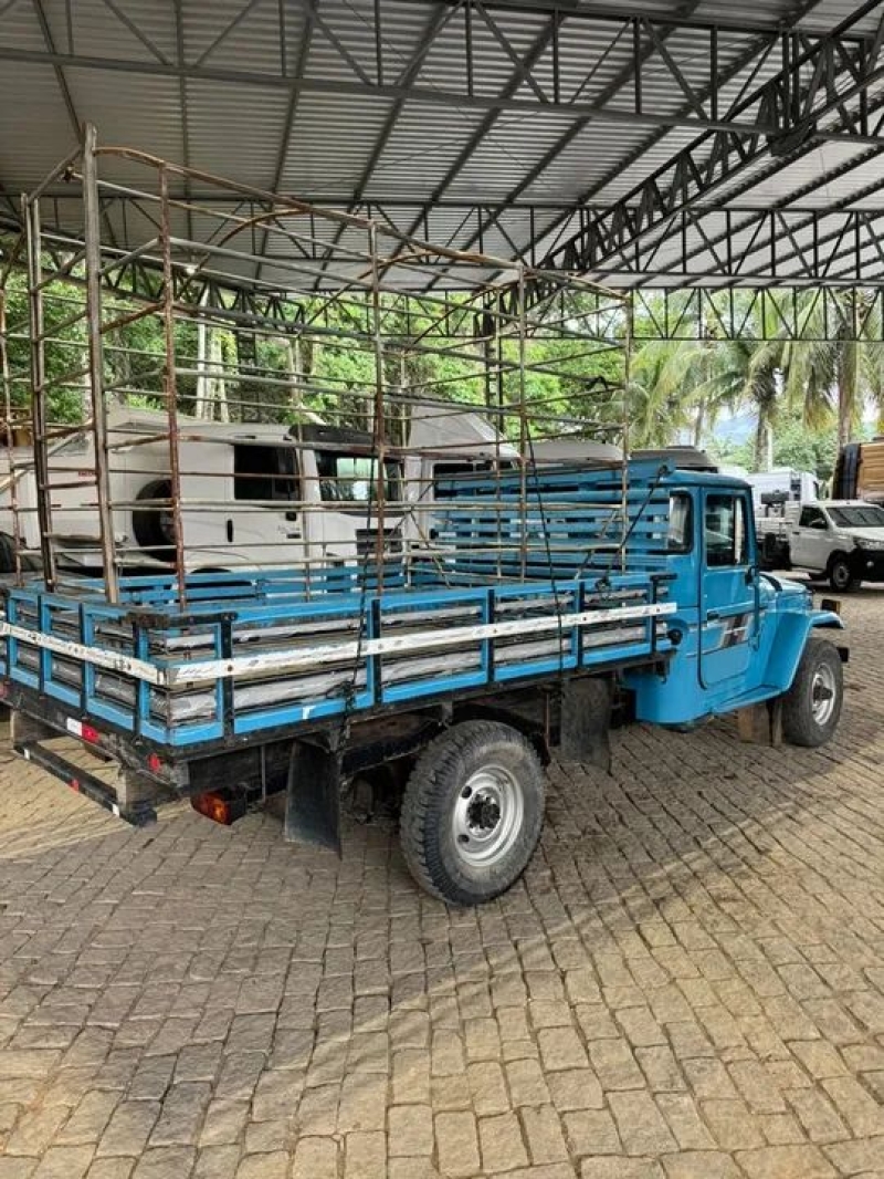 Toyota Band.Picape Chassi Longo Diesel