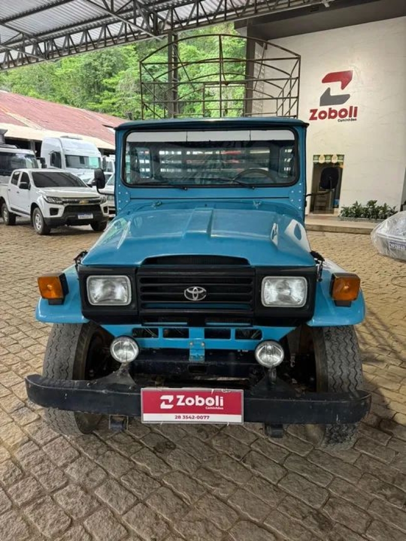 Toyota Band.Picape Chassi Longo Diesel