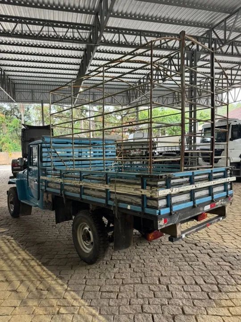 Toyota Band.Picape Chassi Longo Diesel
