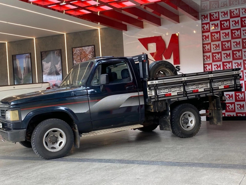 GM - Chevrolet D-20 S / Luxe 3.9/4.0 Diesel