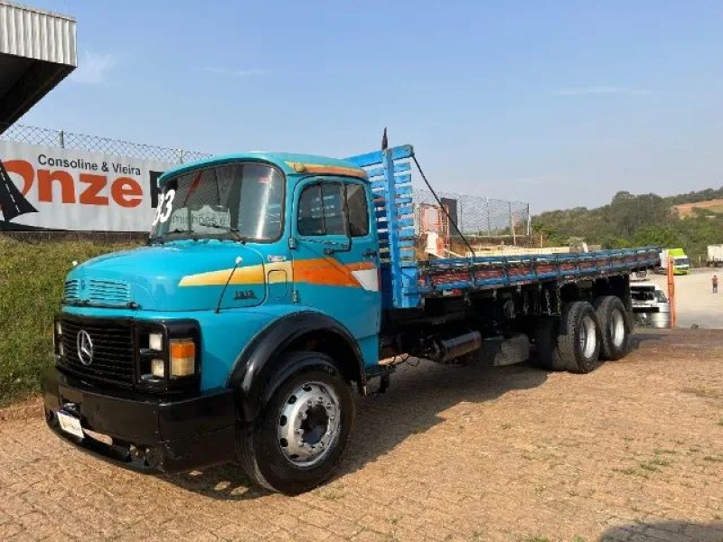 MERCEDES-BENZ L-1313 3-Eixos 2p (diesel)