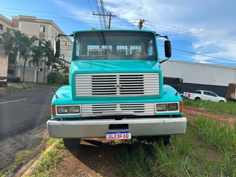MERCEDES-BENZ L-1618 3-Eixos 2p (diesel)