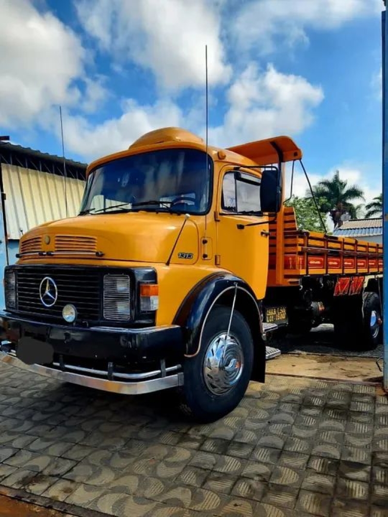 MERCEDES-BENZ L-1313 3-Eixos 2p (diesel)