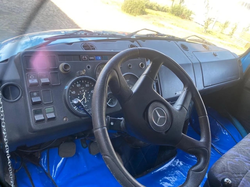 MERCEDES-BENZ L-1513 3-Eixos 2p (diesel)