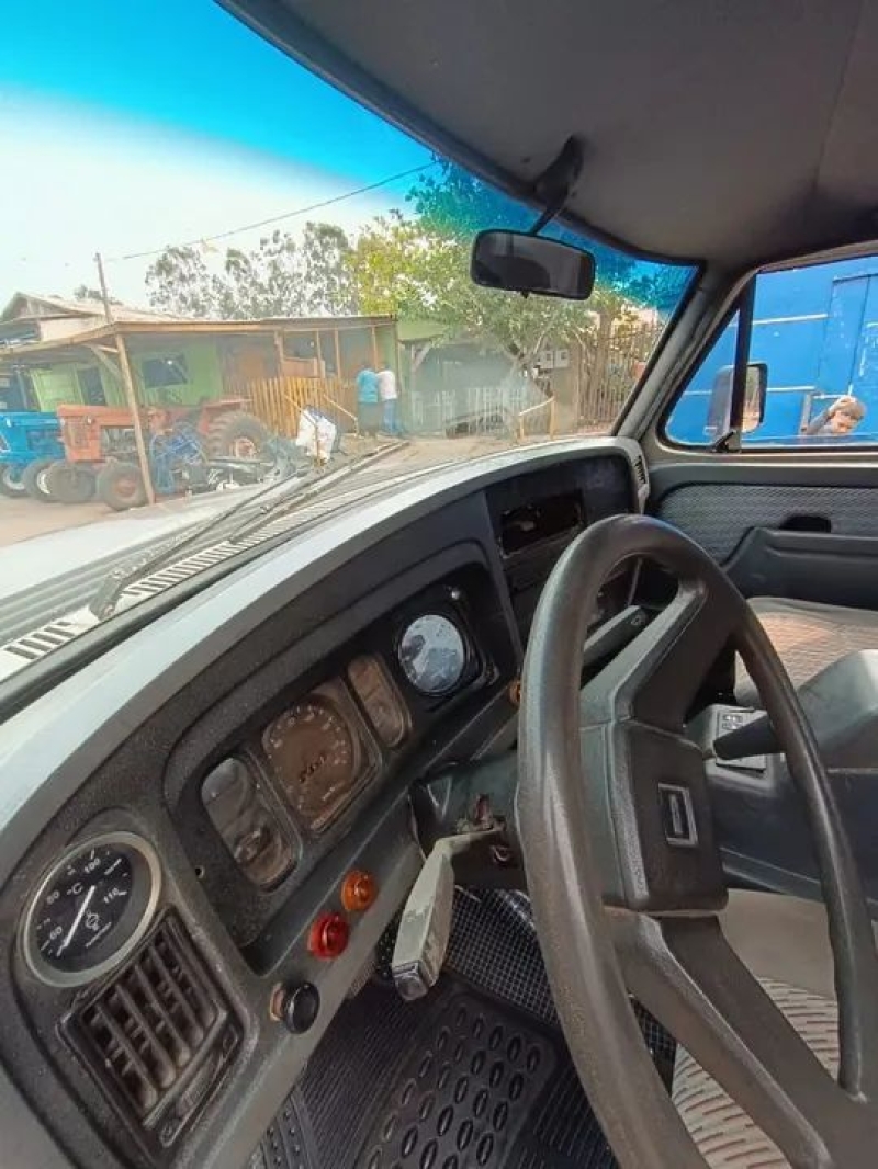 Ford F-1000 SR XK  Deserter Diesel