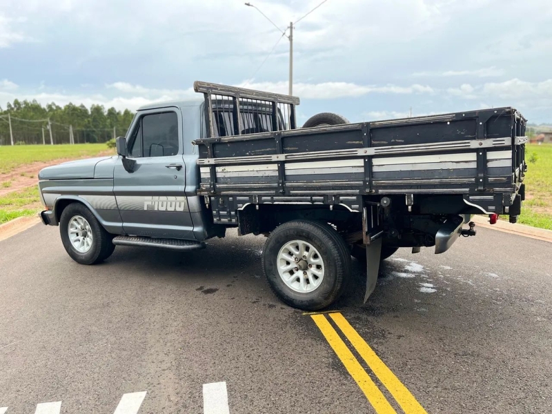 Ford F1000 diesel MWM
