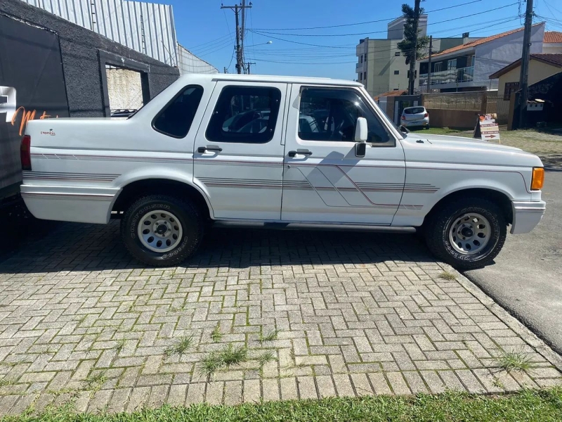 Ford F-1000 CD/Blazer 3.9 Dies.