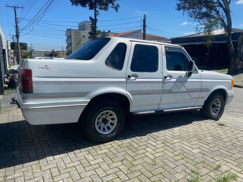 Ford F-1000 CD/Blazer 3.9 Dies.