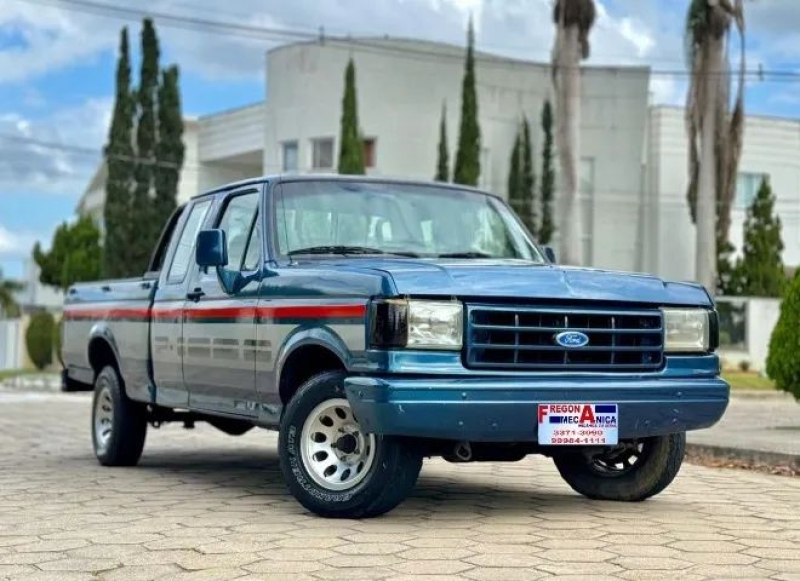 Ford F-1000 Super Diesel CE 3.9