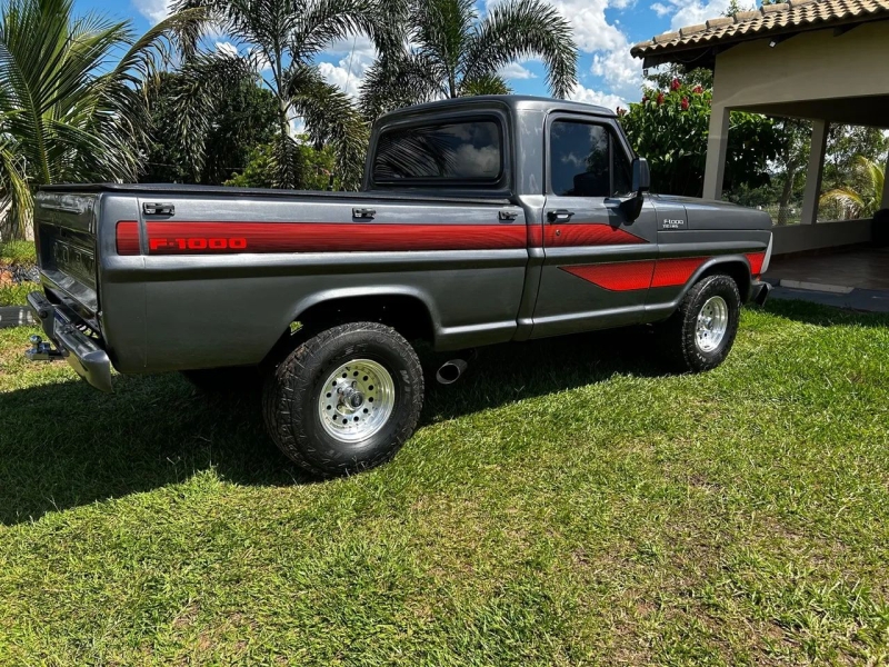 Ford F-1000 S. S. Diesel / S.S. Diesel Turbo
