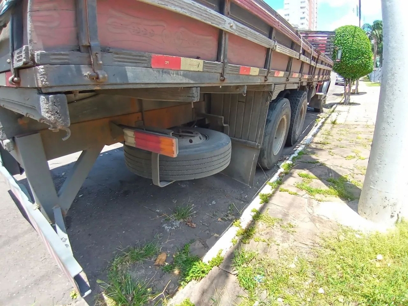 MERCEDES-BENZ L-1513 3-Eixos 2p (diesel)