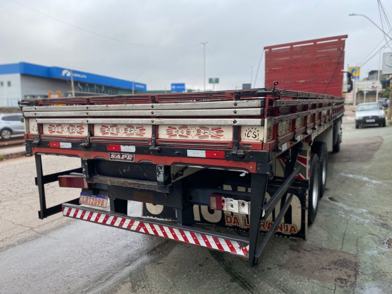 IVECO EUROCARGO 230-E22 3-Eixos 2p (diesel)