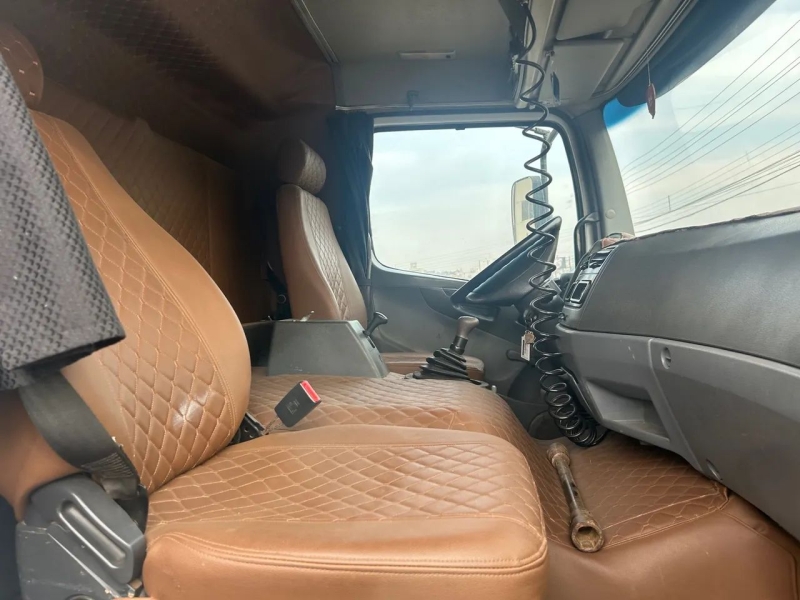 MERCEDES-BENZ Atego 2428 3-Eixos 2p (diesel)