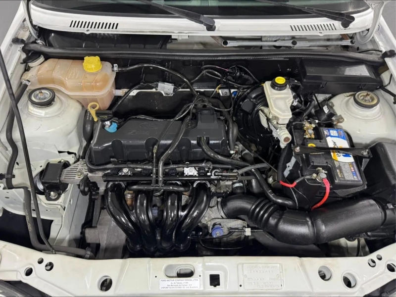 Ford Courier 1.6 L/ 1.6 Flex
