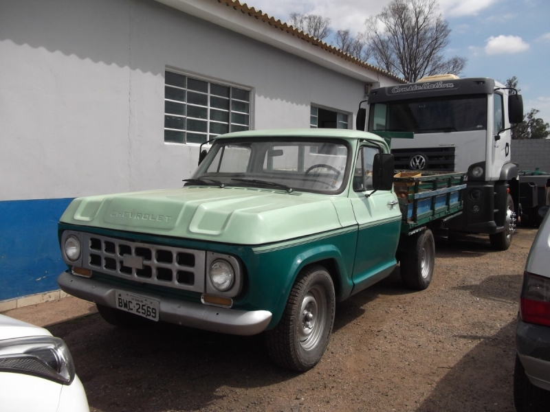 GM - Chevrolet D-10 Diesel