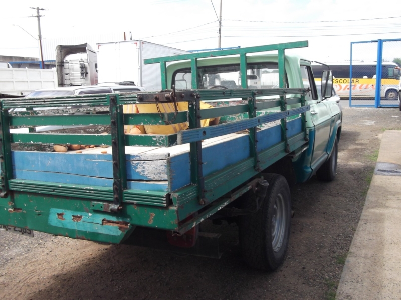 GM - Chevrolet D-10 Diesel