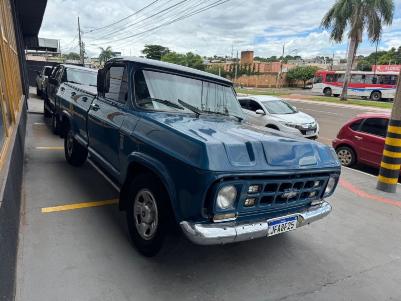 GM - Chevrolet D-10 Diesel