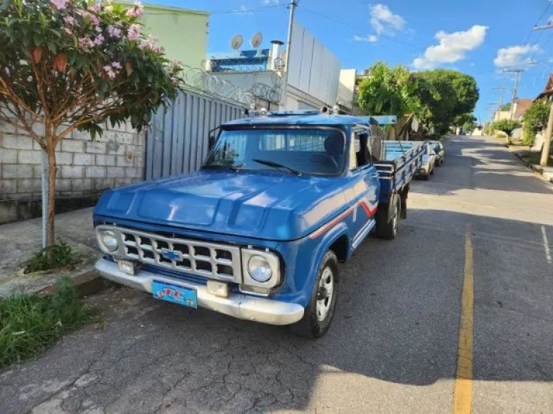 GM - Chevrolet C-10 2.5/4.1
