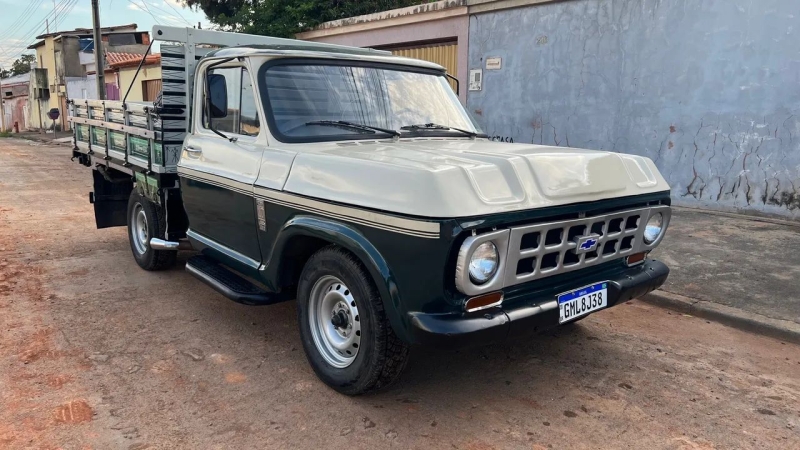 GM - Chevrolet D-10 Diesel