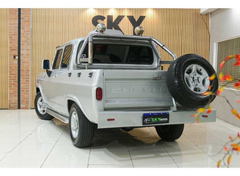 GM - Chevrolet D-10 CD Diesel