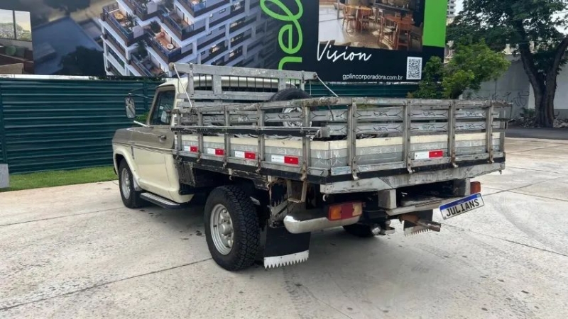 GM - Chevrolet D-10 Diesel