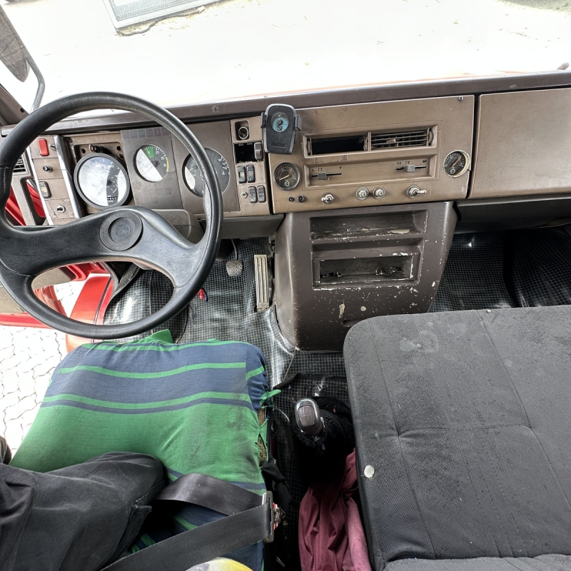 MERCEDES-BENZ L-1618 3-Eixos 2p (diesel)