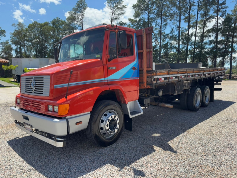 MERCEDES-BENZ L-1418 3-Eixos 2p (diesel)