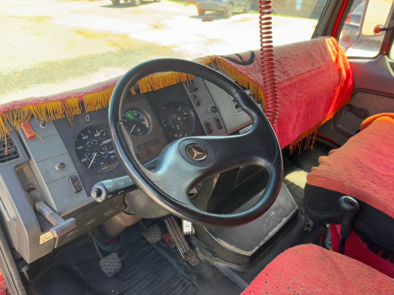 MERCEDES-BENZ L-1418 3-Eixos 2p (diesel)