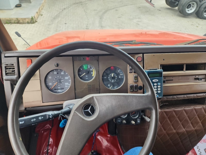 MERCEDES-BENZ L-2318 3-Eixos 2p (diesel)