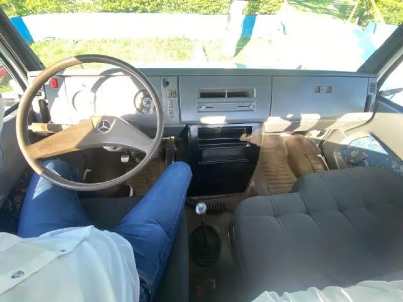 MERCEDES-BENZ L-2318 6x4 3-Eixos 2p (diesel)