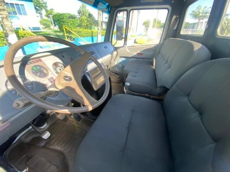 MERCEDES-BENZ L-2318 6x4 3-Eixos 2p (diesel)