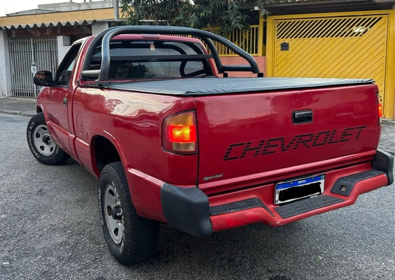 GM - Chevrolet S10 Pick-Up Luxe 2.5 Diesel Turbo