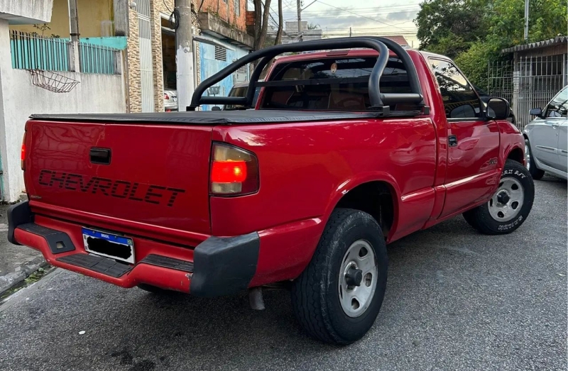 GM - Chevrolet S10 Pick-Up Luxe 2.5 Diesel Turbo